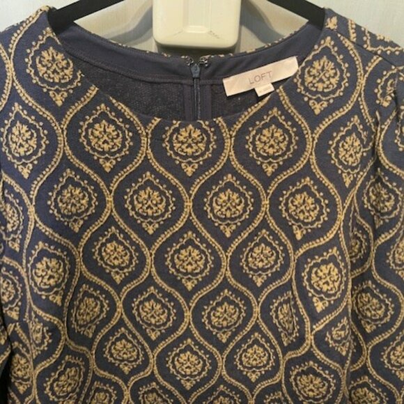 Retro Medallion Jacquard Puff Sleeve Shift Dress - Picture 15 of 16